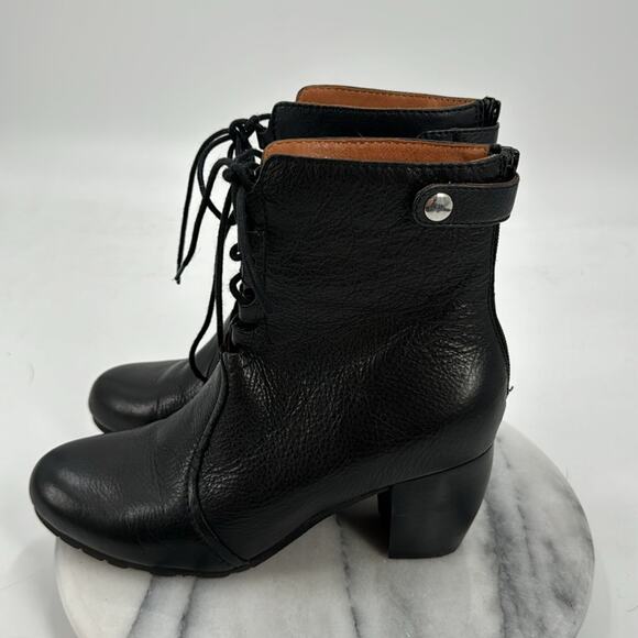 L’Amour Des Pieds black leather witchy lace up ankle boots - Picture 3 of 7